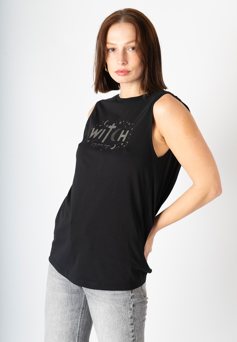 Camiseta Witch negra