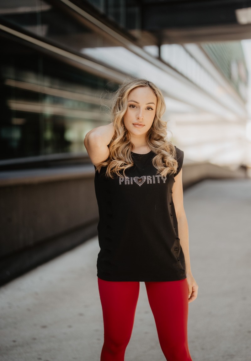 Camiseta Priority