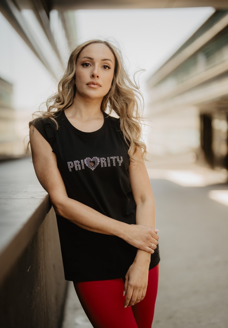 Camiseta Priority