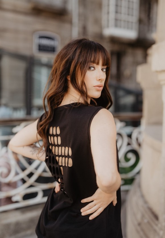 Camiseta cruz Sor Juana Inés