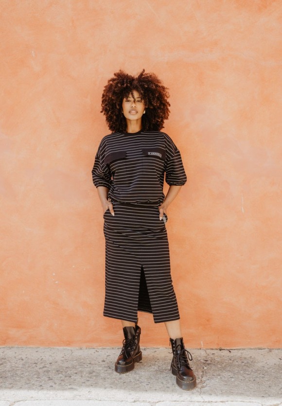 Falda cruz Sor Juana Inés