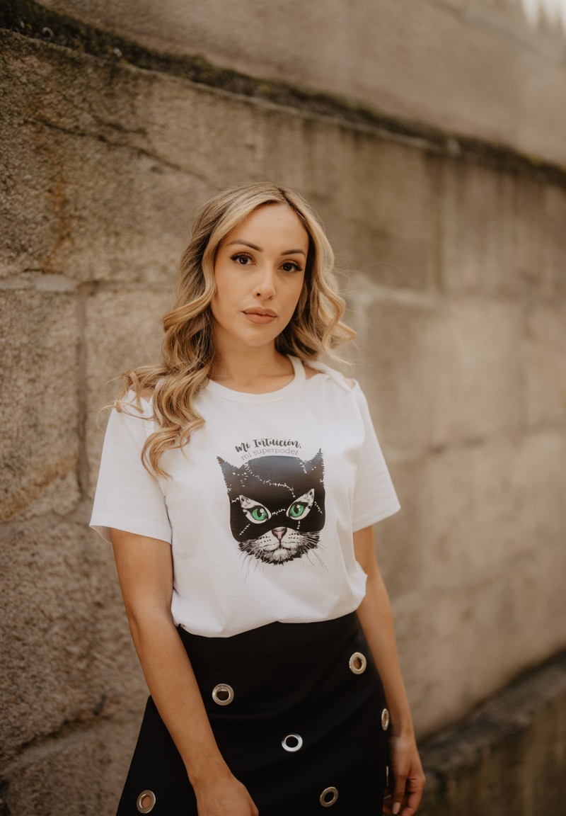 Camiseta manga corta blanca | Gata Intuición | Animosa