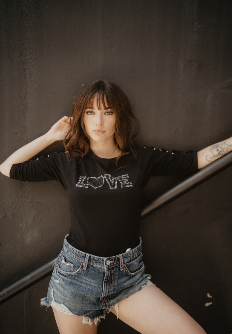 Camiseta Love cordones