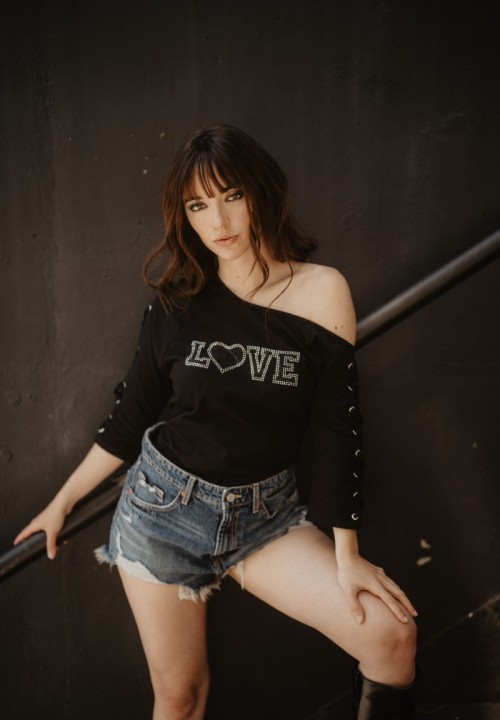 Camiseta Love cordones