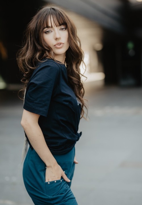 Camiseta negra Animosa Punk