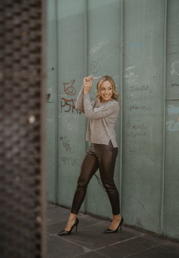 Jersey tachuelas punto gris