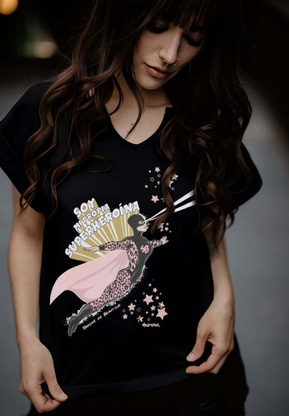 Camiseta negra Simone de Beauvoir Súper heroína