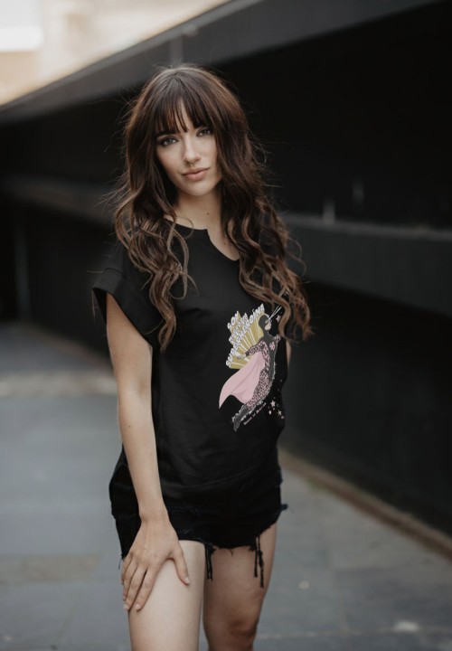 Camiseta negra Simone de Beauvoir Súper heroína