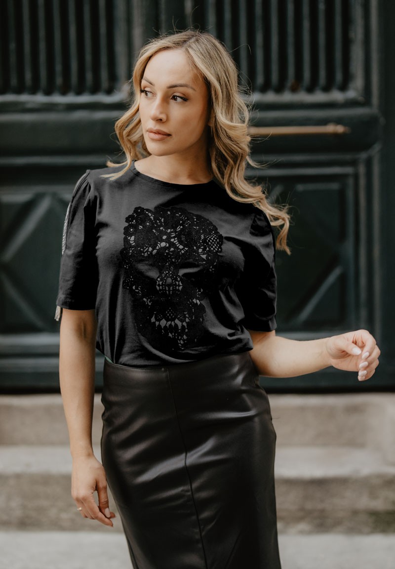 Camiseta negra Calavera Encaje