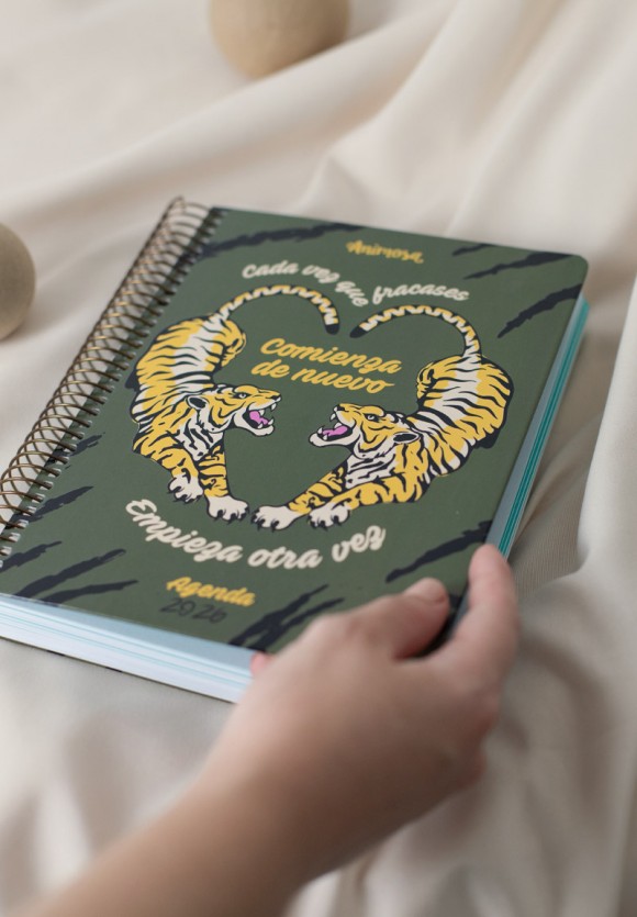 Agenda 2026 A5 Diaria Anne Comienza