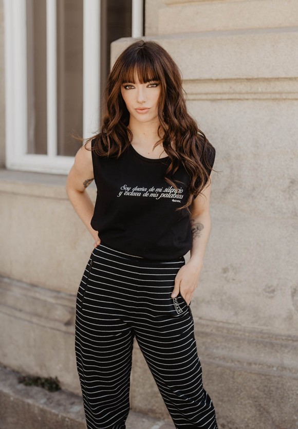 Pantalón cruz Sor Juana Inés