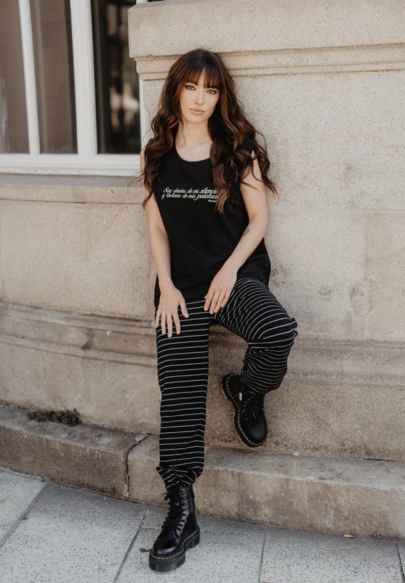 Pantalón cruz Sor Juana Inés