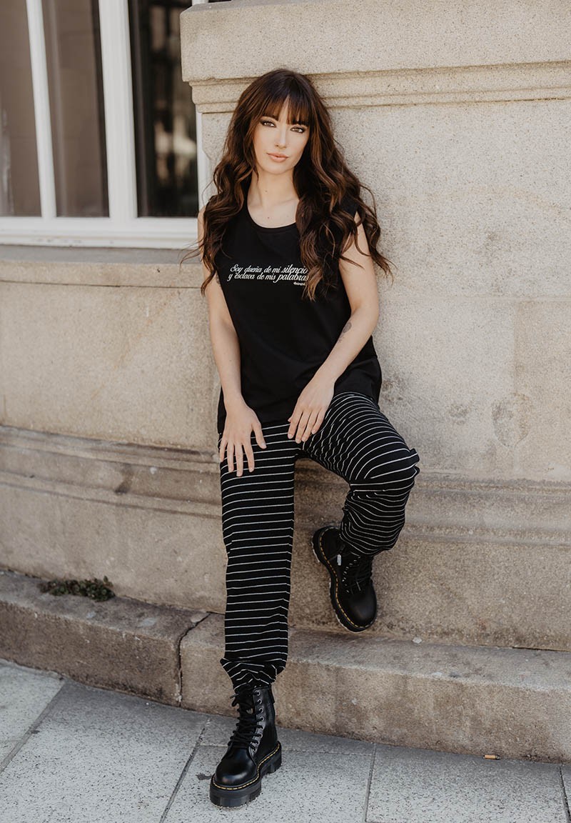 Pantalón cruz Sor Juana Inés