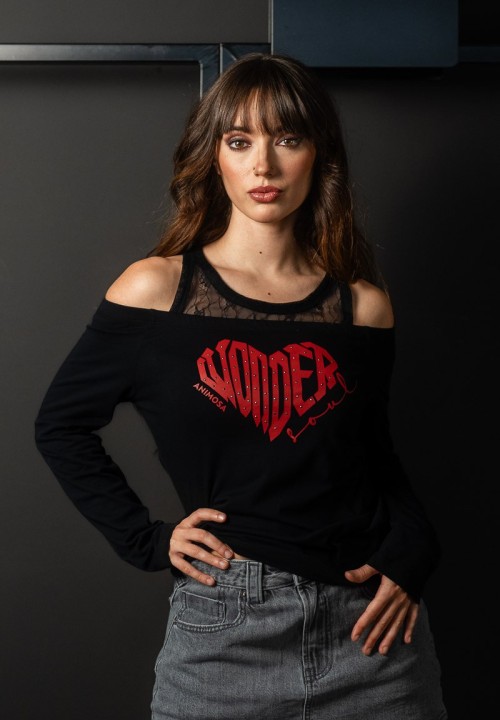 Camiseta de hombros descubiertos con tirantes de encaje | Animosa