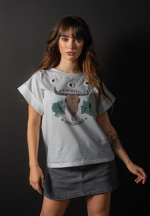 Camiseta con ilustración y el mensaje Espíritu indomable | Animosa