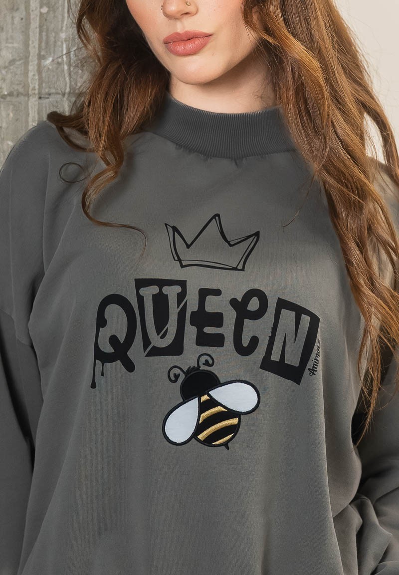Sudadera con ilustración y el mensaje Queen Bee | Animosa