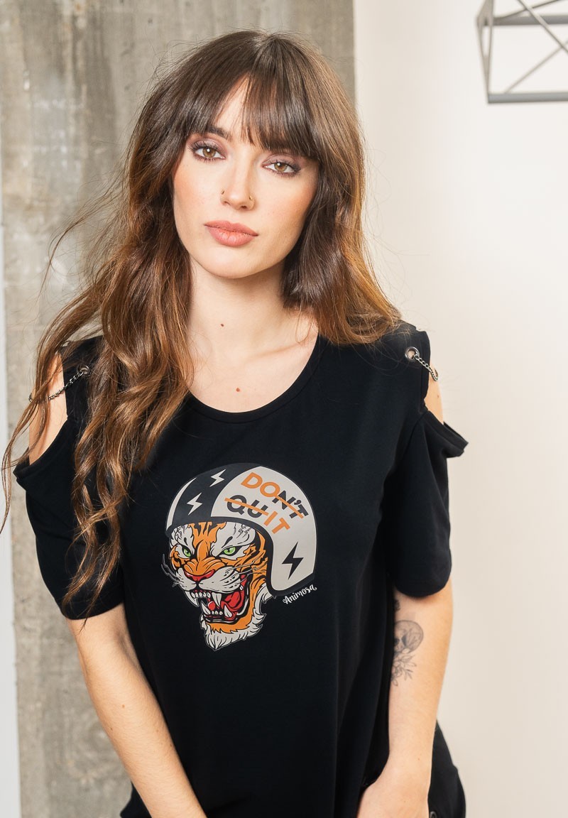 Camiseta con aberturas e ilustración de tigre rugiendo | Animosa