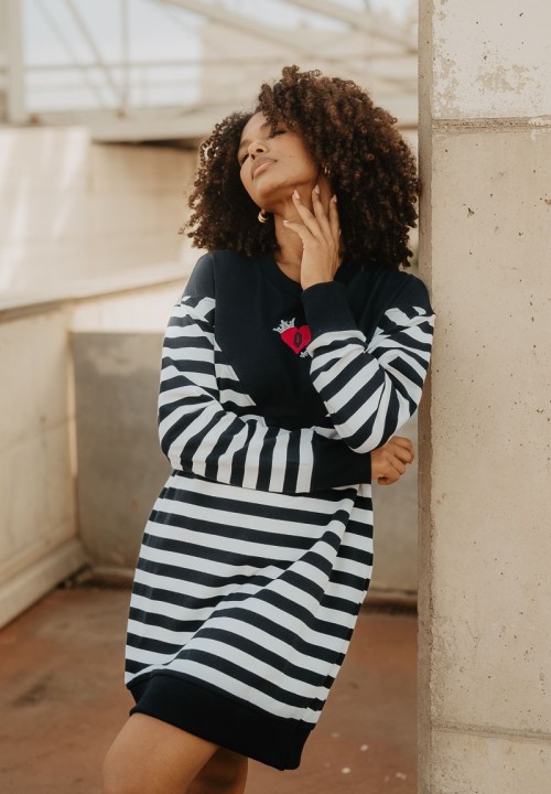 Vestido tipo sudadera de rayas Reina de corazones | Animosa