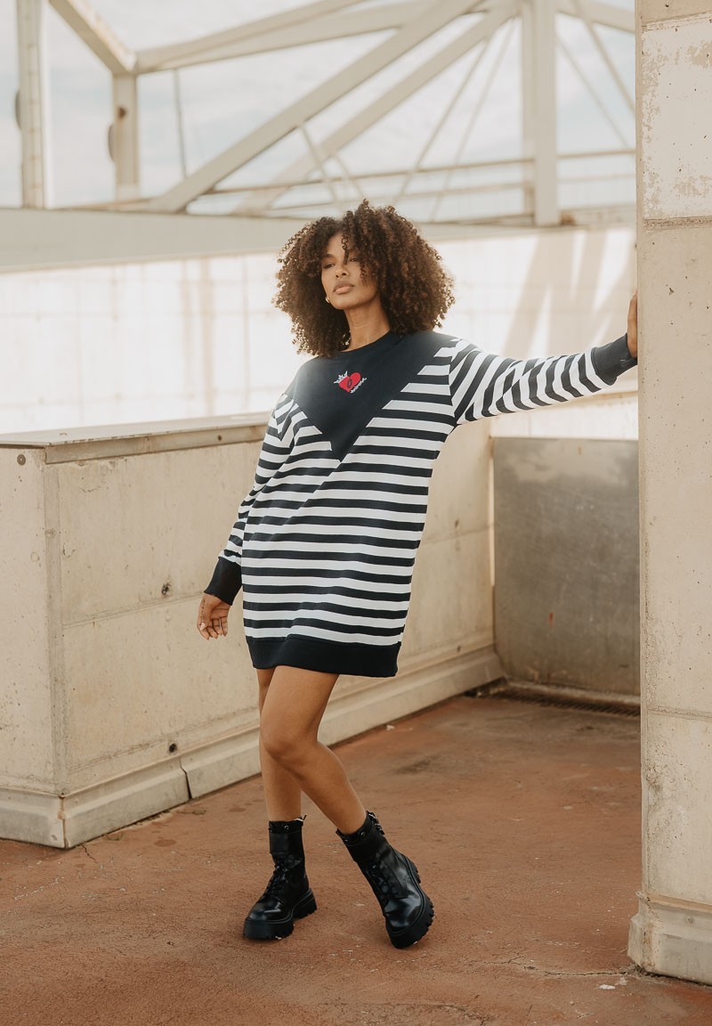 Vestido tipo sudadera de rayas Reina de corazones | Animosa