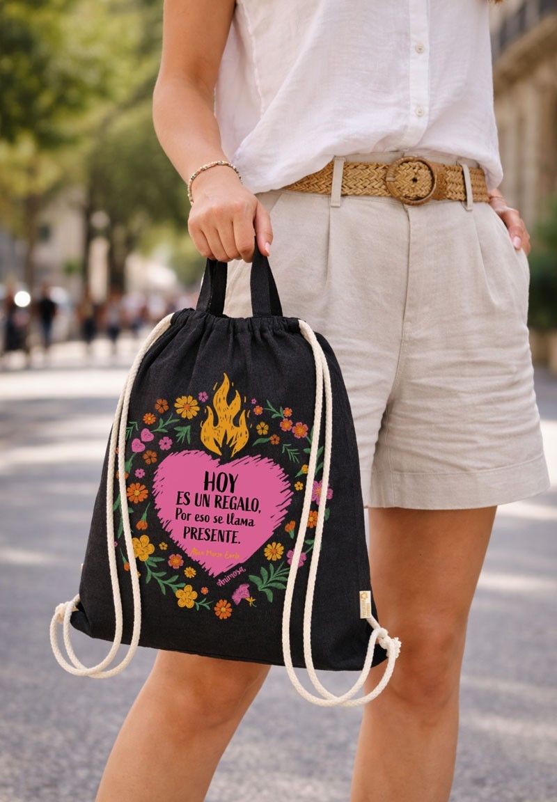 Mochila negra Hoy es un regalo con asa superior | Animosa