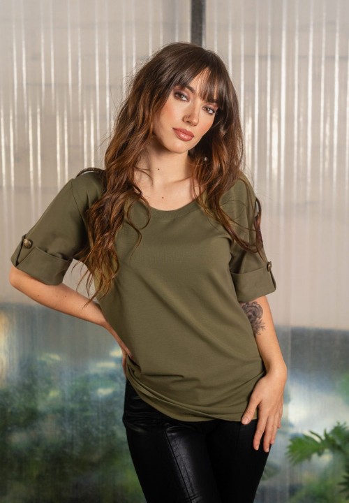 Camiseta de Animosa verde, con manga por el codo y estilo militar de la línea Love force.